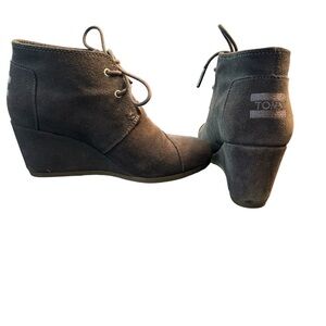 Size 6 Toms Gray Desert Wedge Bootie
